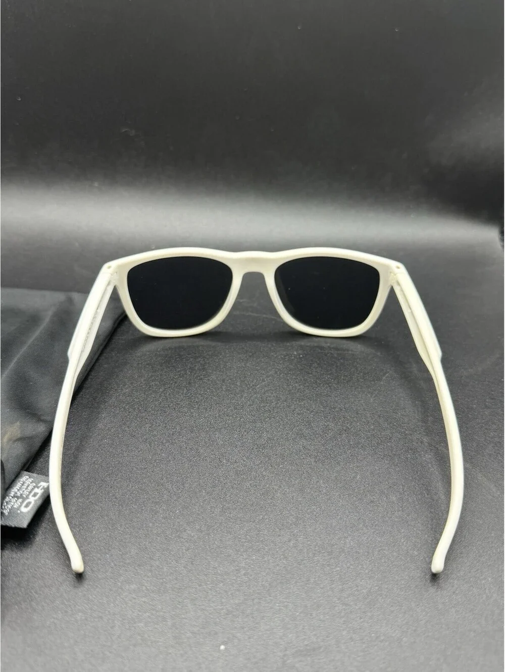 Oakley Trillbe X Matte White/Chrome Iridium Lenses OO9340-08